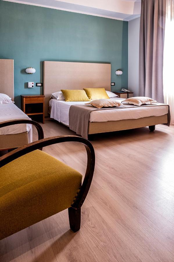 Albergo Cerchi Tortona Luaran gambar