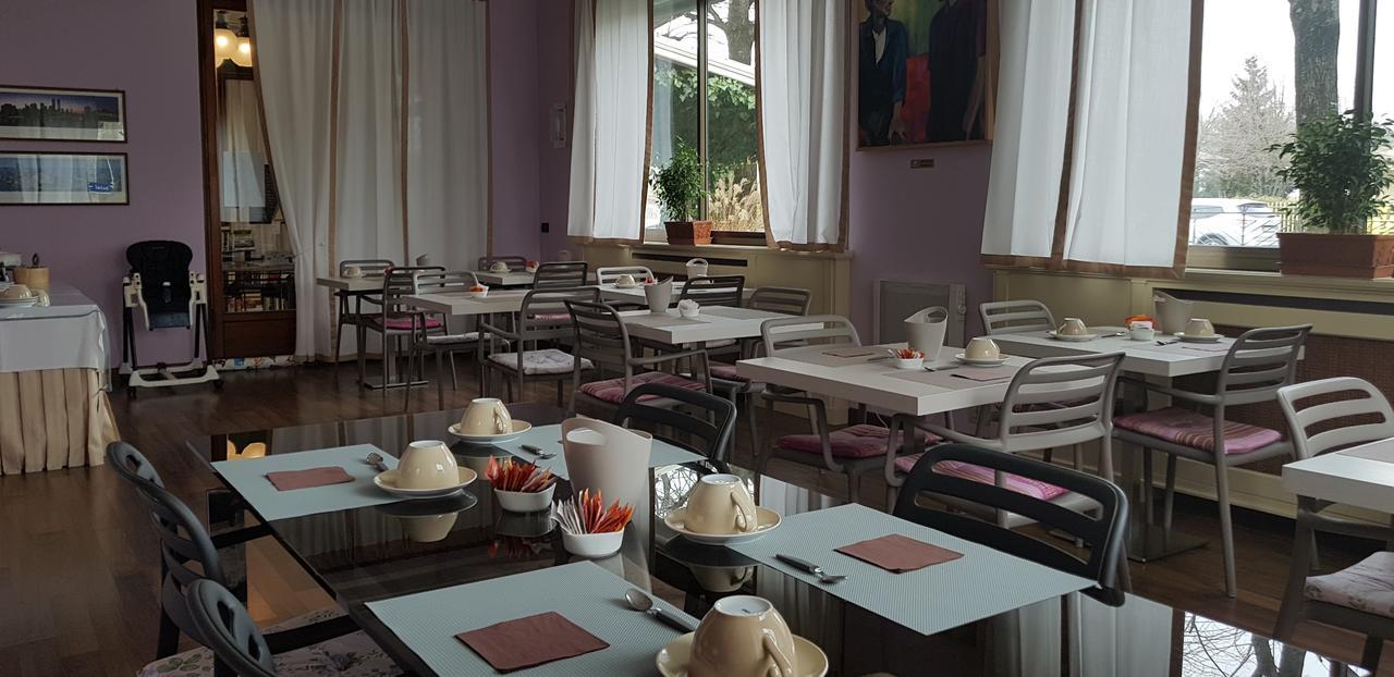 Albergo Cerchi Tortona Luaran gambar